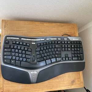 Microsoft Natural Ergonomic Black Keyboard 4000 V1.0 Model 1048 Wired USB